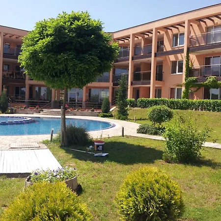 Sozopoli Hills Nemski Apartments B9 *